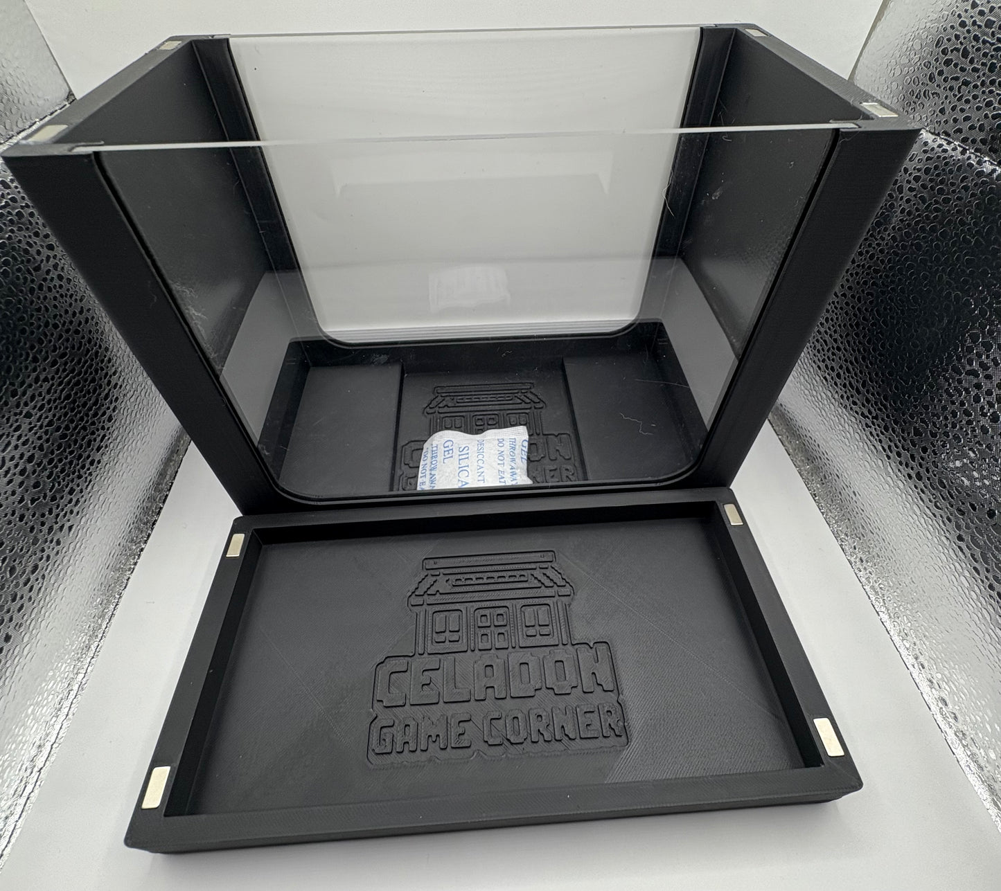 Phantasmal Flames Elite Trainer Box Display Case